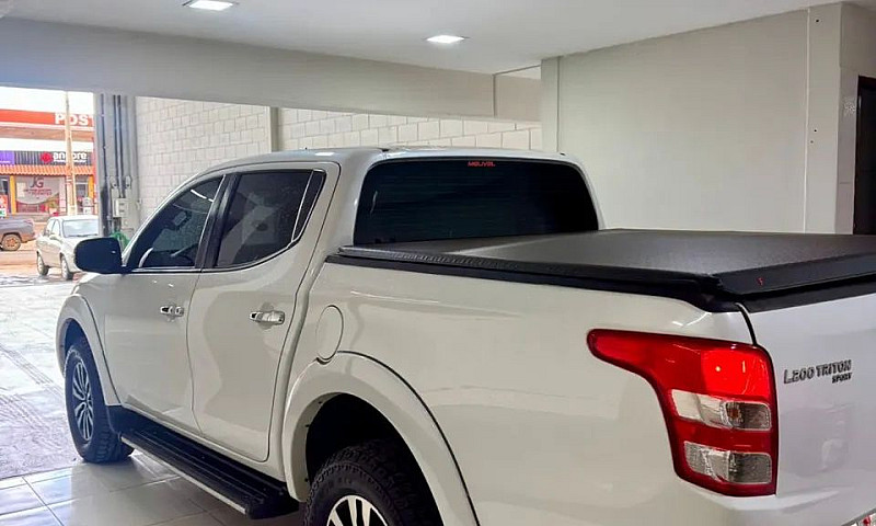 Mitsubishi L200 Trit...