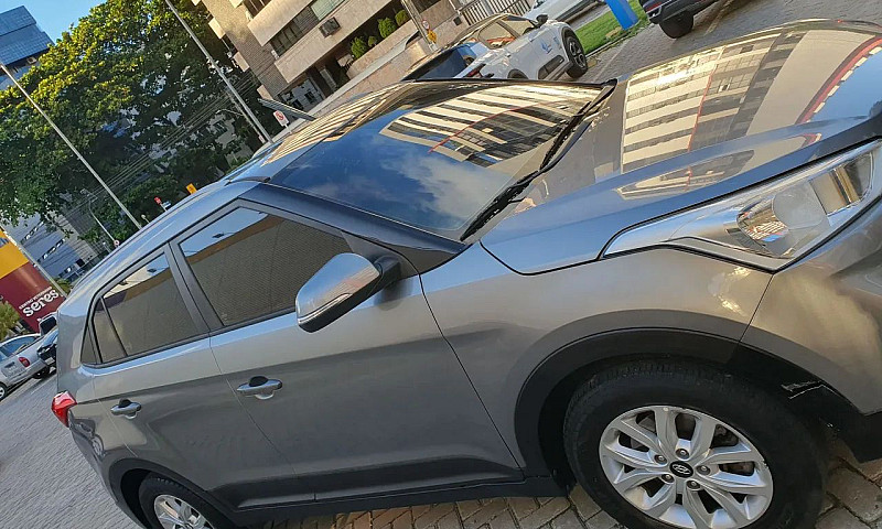 Hyundai Creta Action...