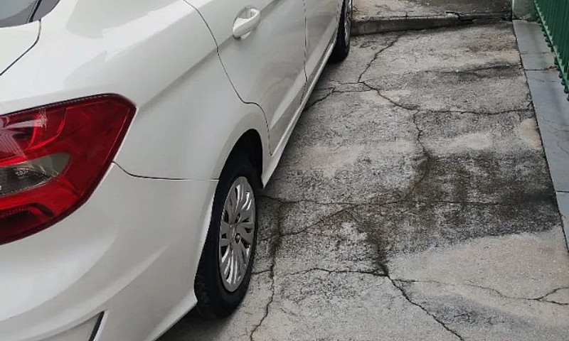 Ford Ka 1.5 Sedan Se...