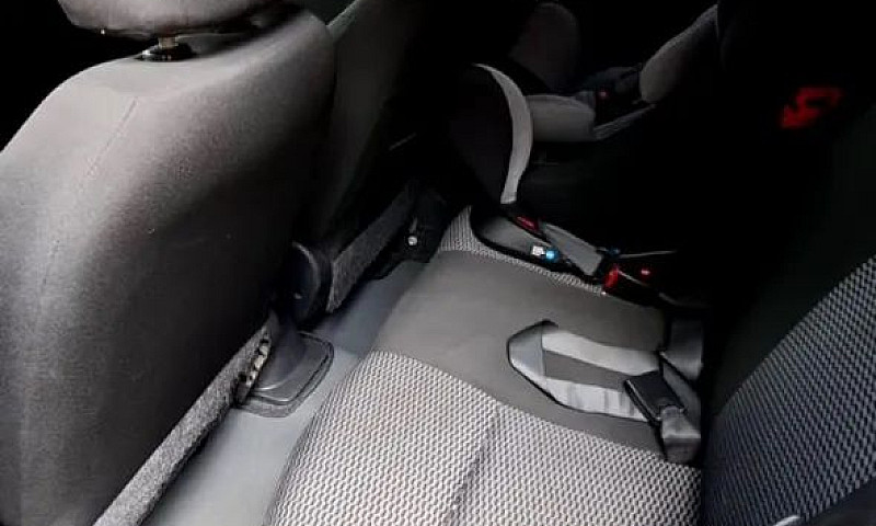 Nissan March S 1.0 1...