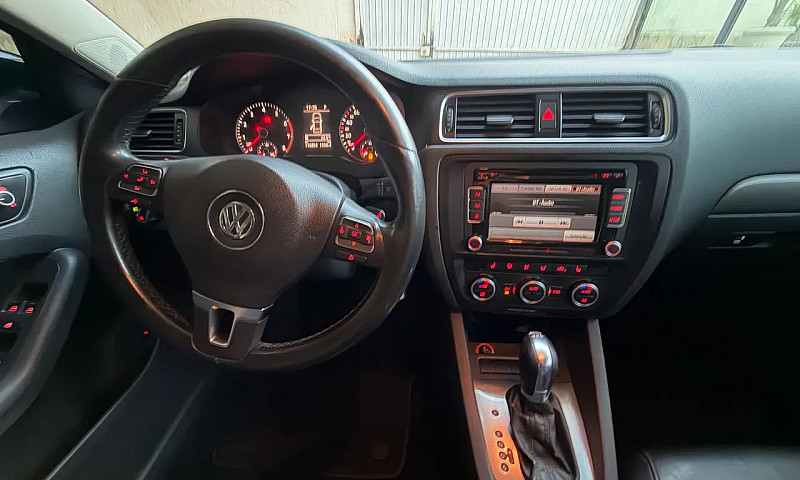 Volkswagen Jetta Hig...
