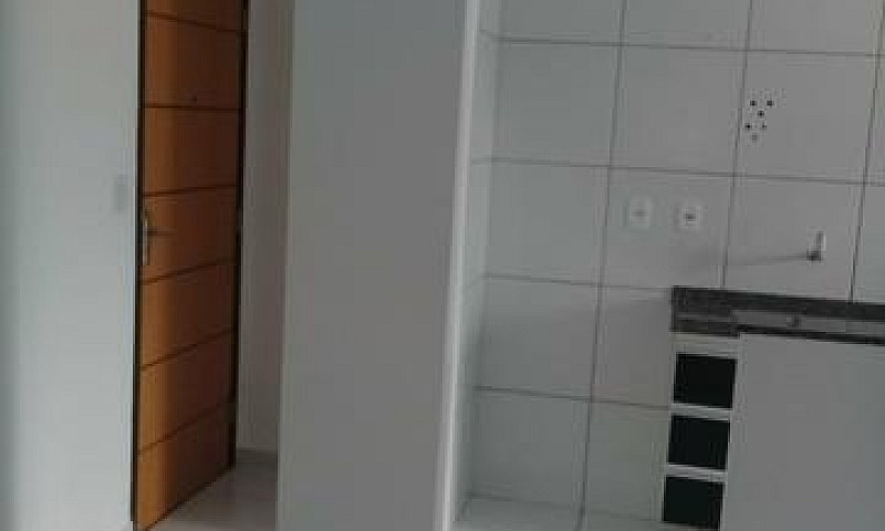 Alugo Um Apartamento...