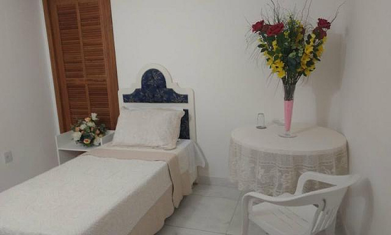 Quartos Mobiliados M...
