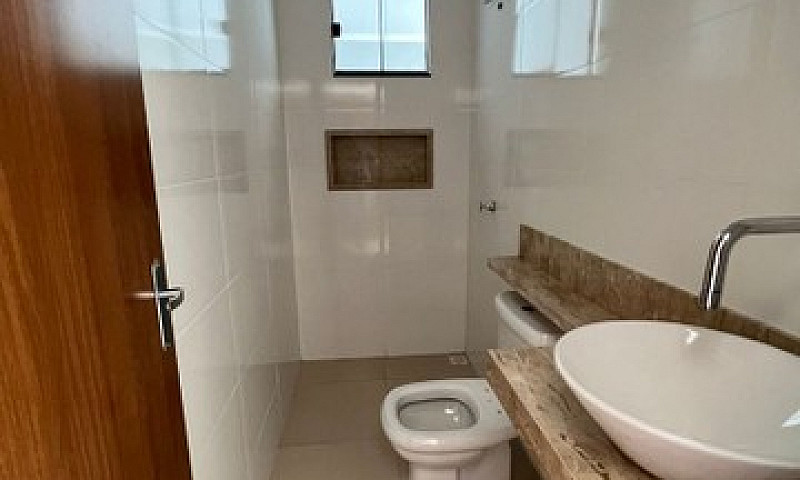 Casa Com 3 Dormitóri...