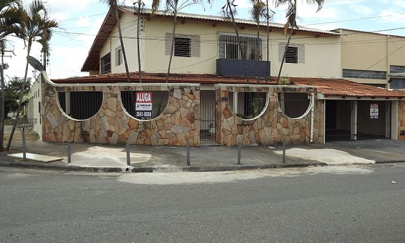 Casa Para Locação De...