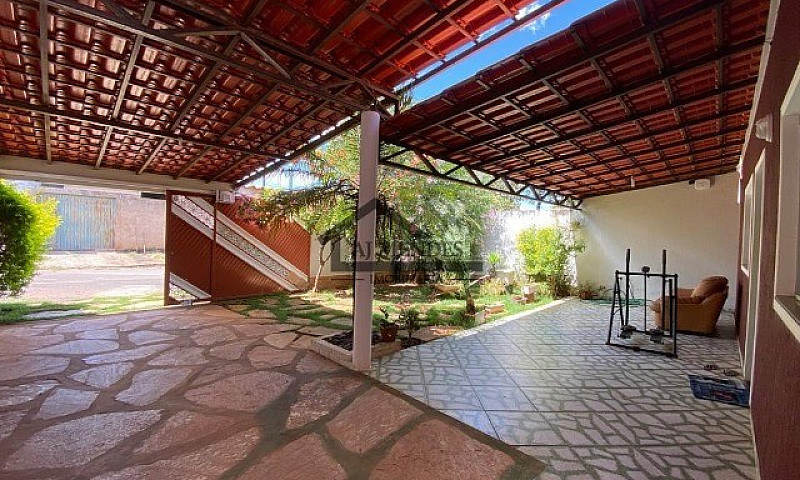 Excelente Casa Terre...
