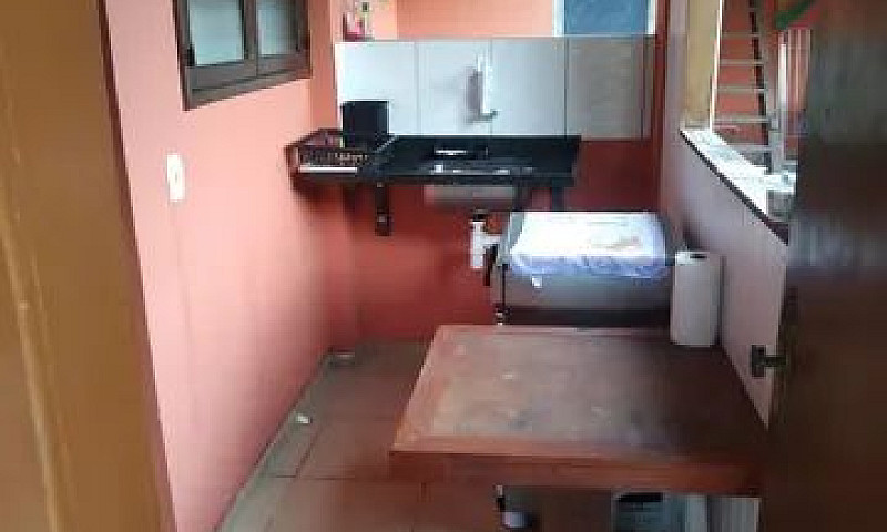 Quarto Conjugado Par...