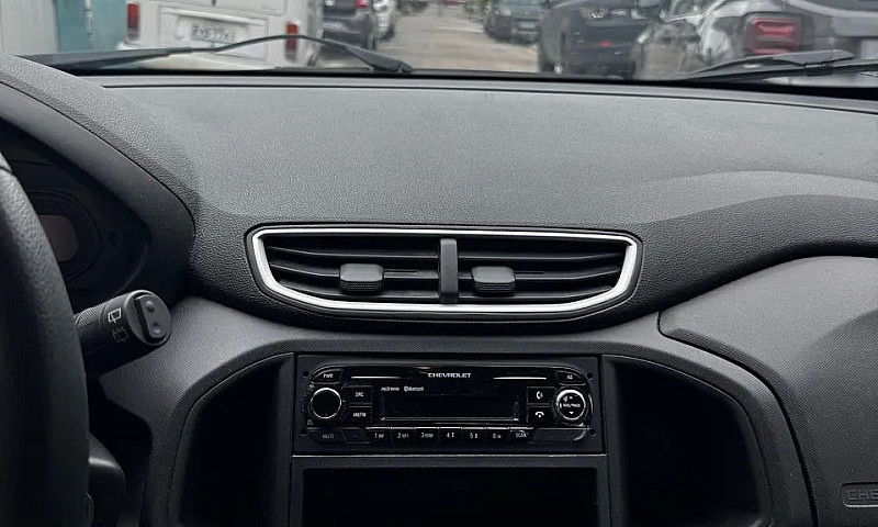 Chevrolet Onix Hatch...