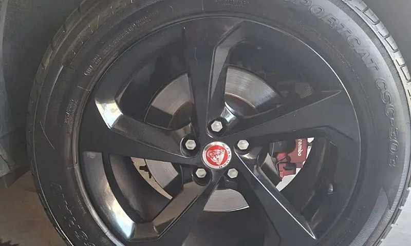 Jaguar F-Pace 2.0 Pr...