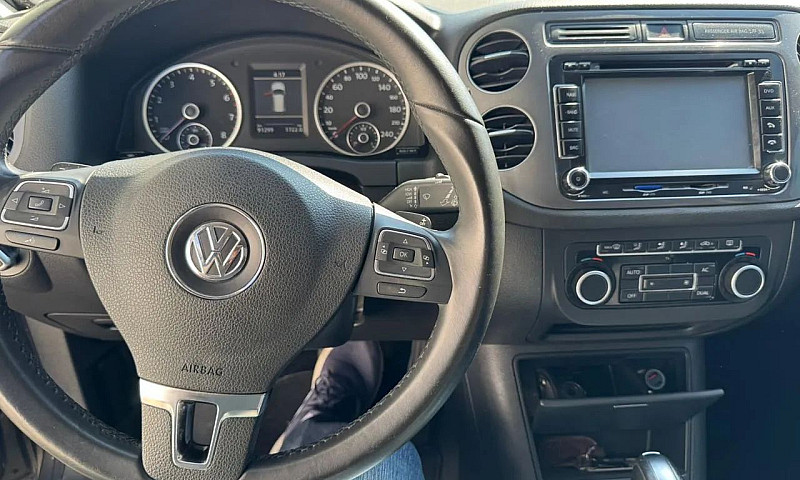 Tiguan 2.0 Turbo R-L...