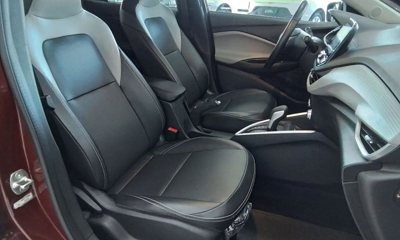 Chevrolet Onix Hatch...