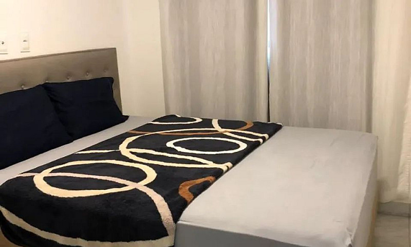 Flat 1 Quarto Mobili...