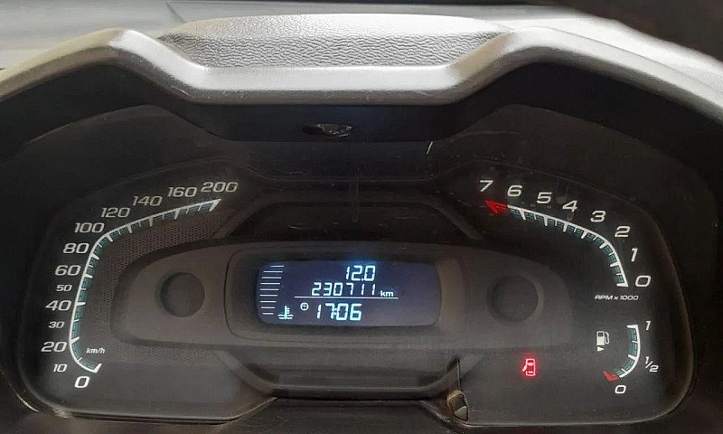 Toyota Hilux Cs Dx 4...