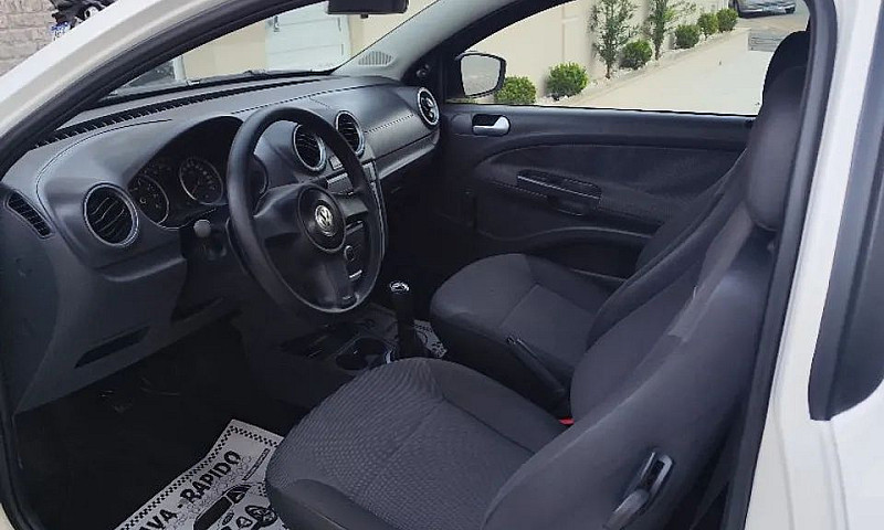 Volkswagen Saveiro 1...
