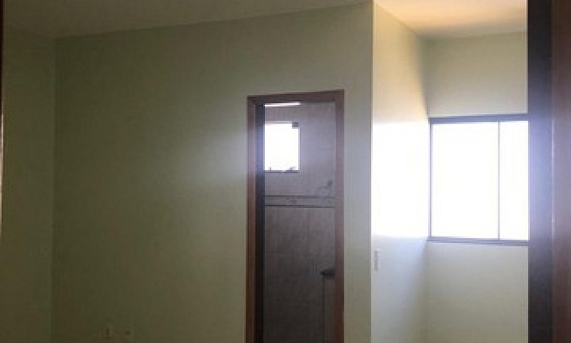 Alugo Excelente Casa...