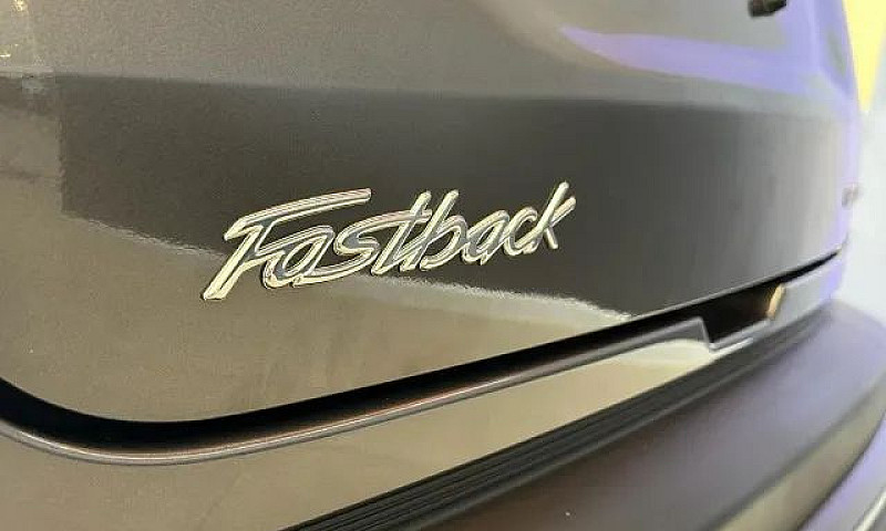 Fiat Fastback 2024 1...