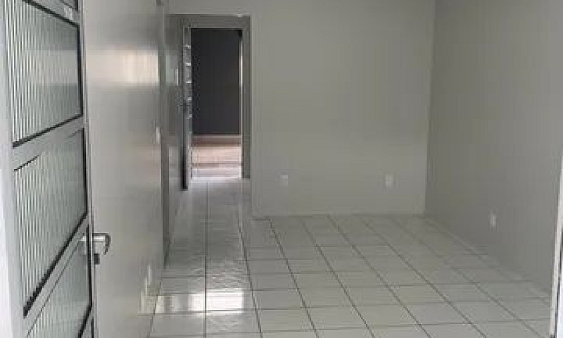 Casa No Bairro: Adal...