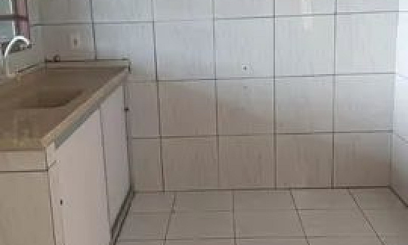 Aluga-Se Casa Com 3 ...