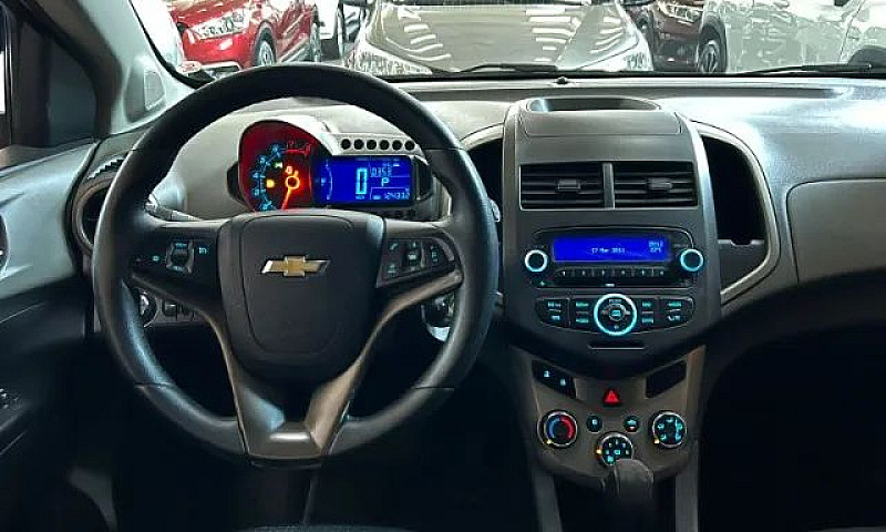 Chevrolet Sonic Hb L...