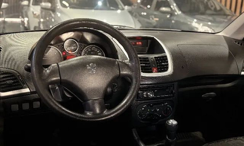 Peugeot 207 Xr 1.4 F...