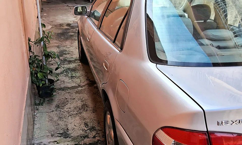 Toyota Corolla Xei 1...
