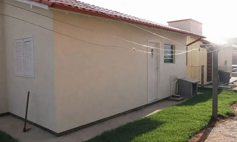 Vendo/Troco Casa Bai...