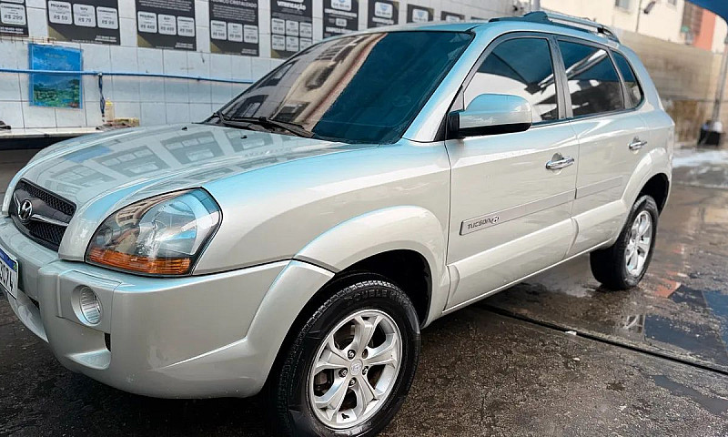 Hyundai Tucson 2.0 1...
