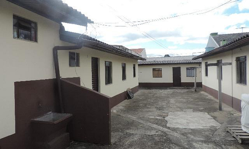 Casa No Capão Raso...