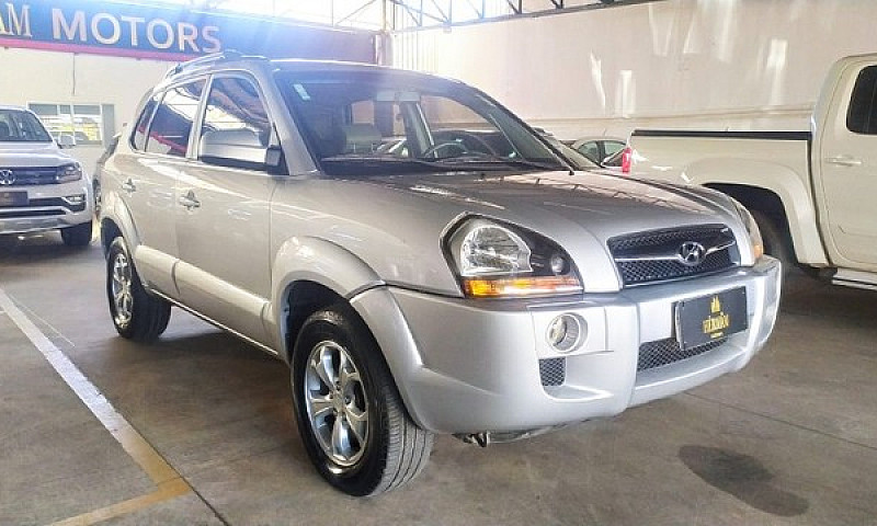Hyundai Tucson Gls 2...