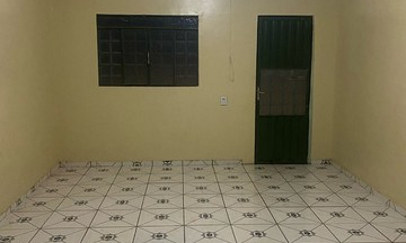 Casa Disponível ...
