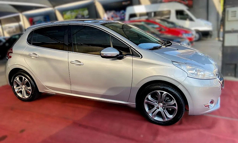 Peugeot 208 Griffe 1...