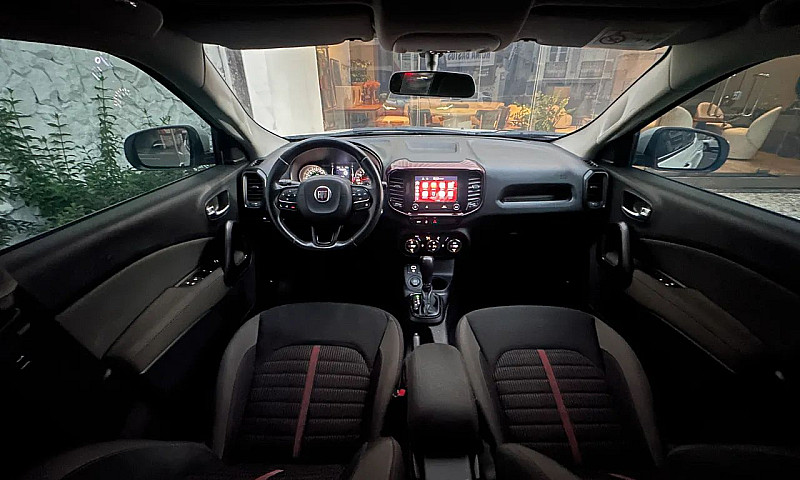 Fiat Toro Freedom 1....