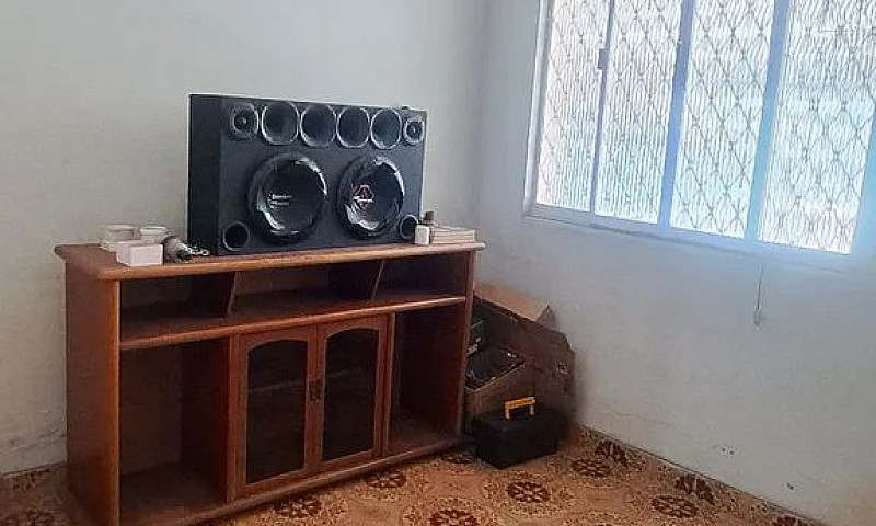 Casa Em Bangu Com 3 ...