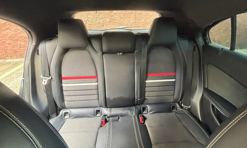 Mercedes-Benz Classe...