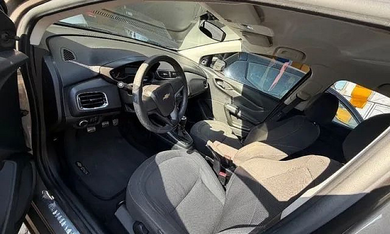 Chevrolet Onix Hatch...