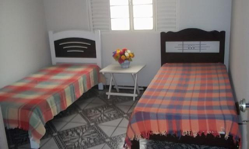 Quartos E Suites Pen...