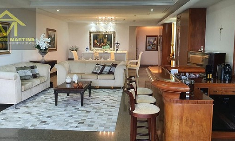 Apartamento 4 Suítes...