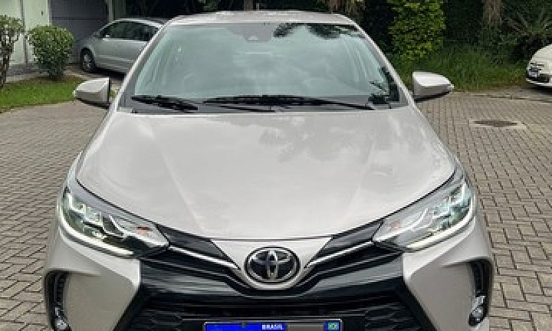 Yaris Xl...
