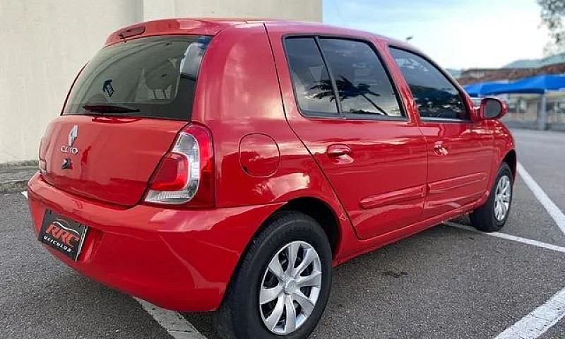 Renault Clio Express...