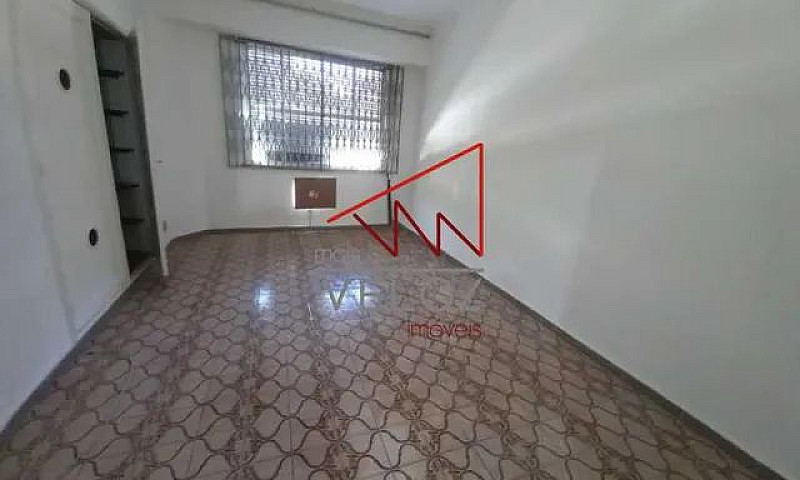 Apartamento-À Venda-...