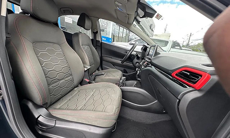 Hyundai Hb20X Evolut...