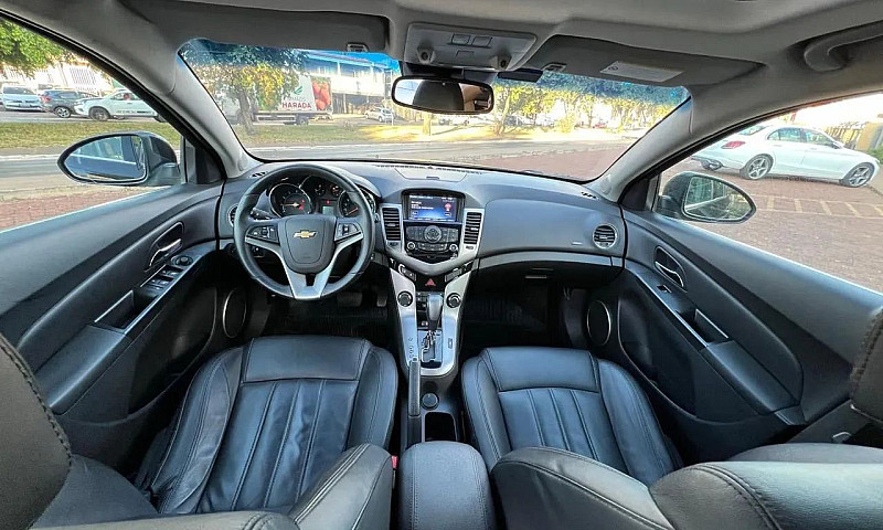 Chevrolet Cruze Hb S...