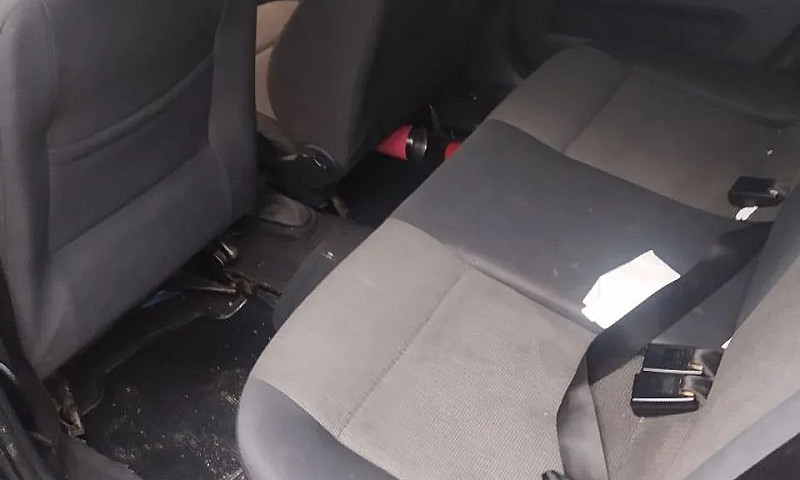 Volkswagen Voyage 1....