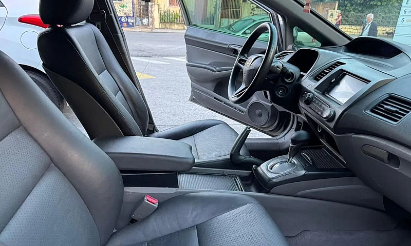 Honda Civic Sedan Lx...