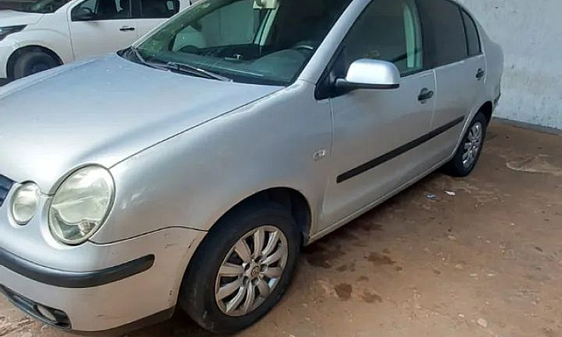 Volkswagen Polo Seda...