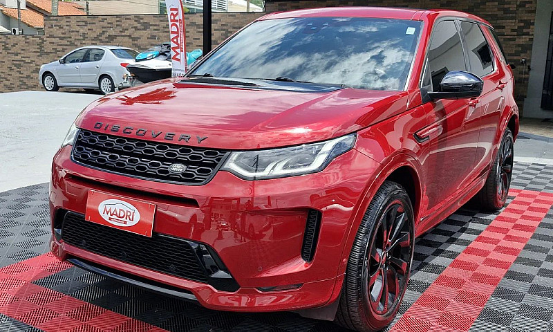 Land Rover Discovery...