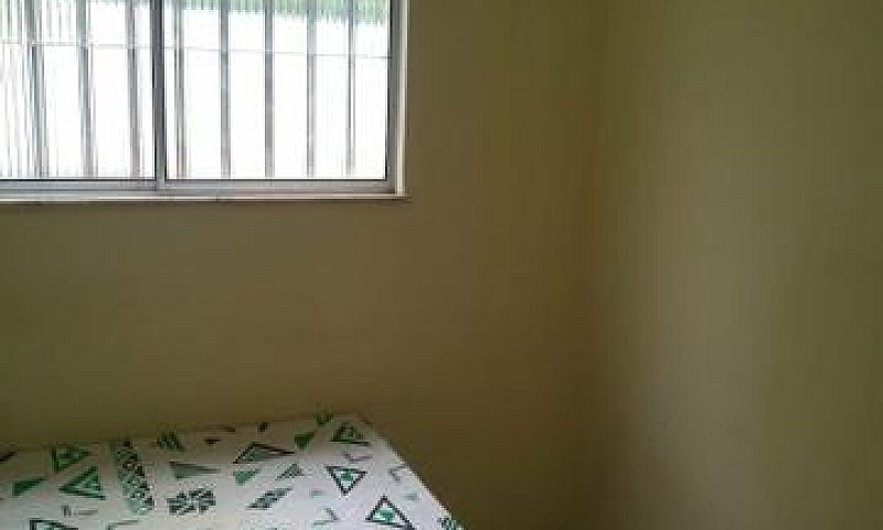 Alugo Apartamento...