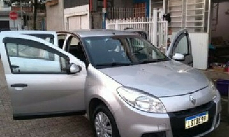 Vendo Sandero 2011 E...