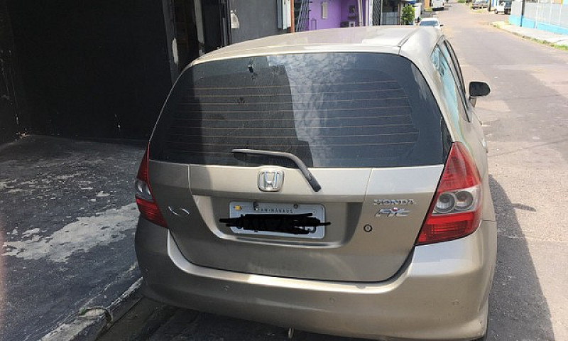 Honda Fit ...