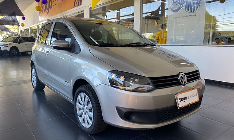 Volkswagen Fox 1.6 V...